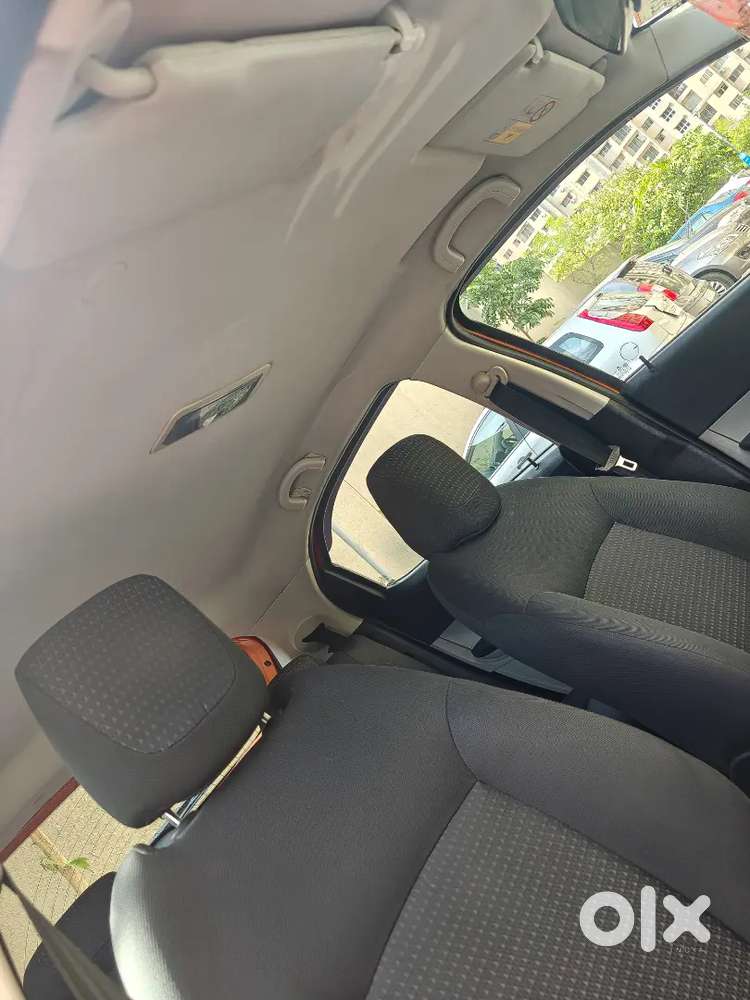 Tata Tiago 2018 Xza In Sunburst Orange With First Party Insurance