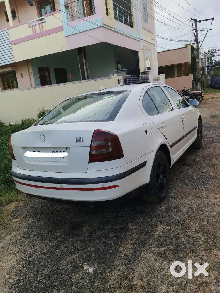 Skoda Laura 2008 Diesel 100000 Km Driven