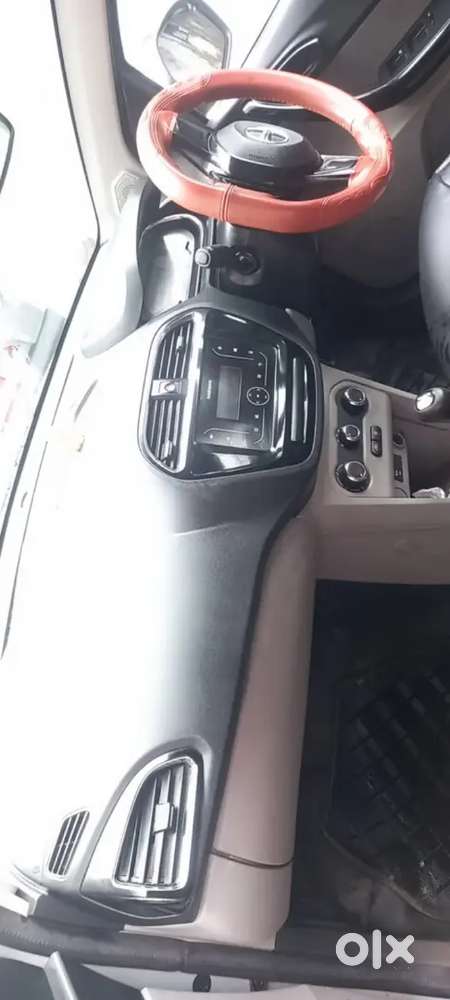 Tata Tiago Wizz Revotorq 2021