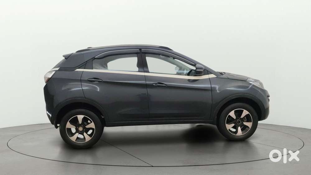 Tata Nexon 1.2 Revotron Xza Plus, 2019, Petrol