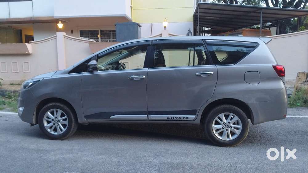 Toyota Innova Crysta 2.4 V 8 STR, 2019, Diesel