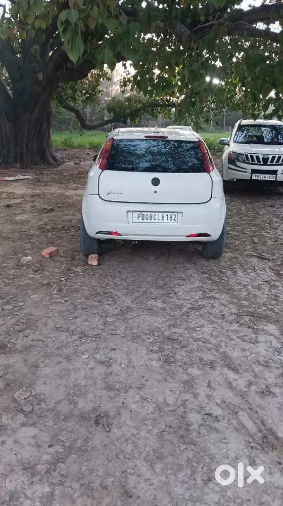 Fiat Grande Punto 2013 Diesel 132000 Km Driven