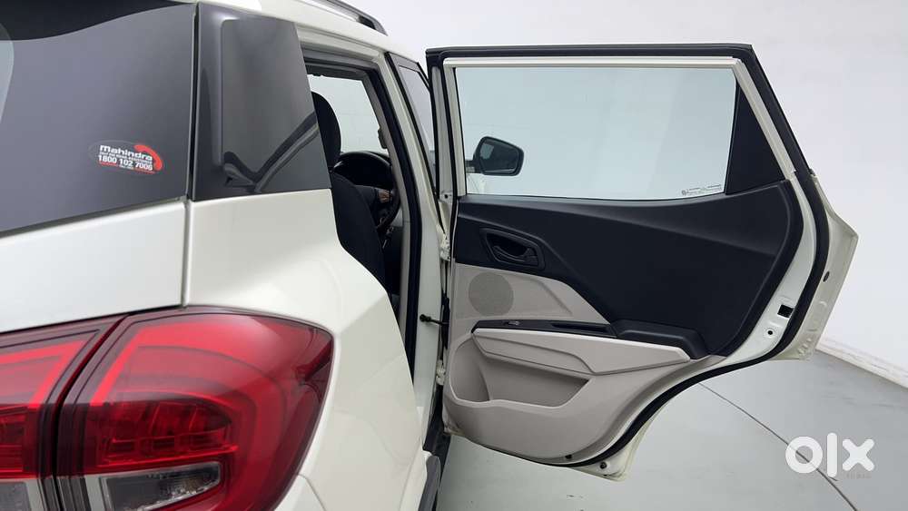 Mahindra Xuv300 W6, 2021, Petrol
