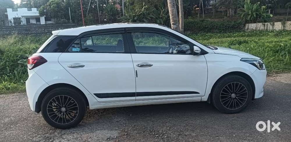 Hyundai Elite I20 1.4 Sportz (o) Crdi, 2016, Diesel