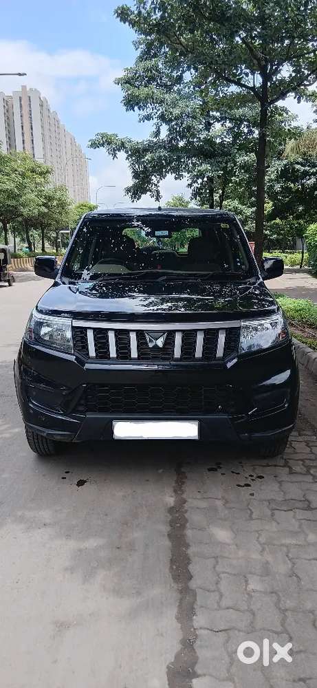Mahindra Bolero Neo N8
