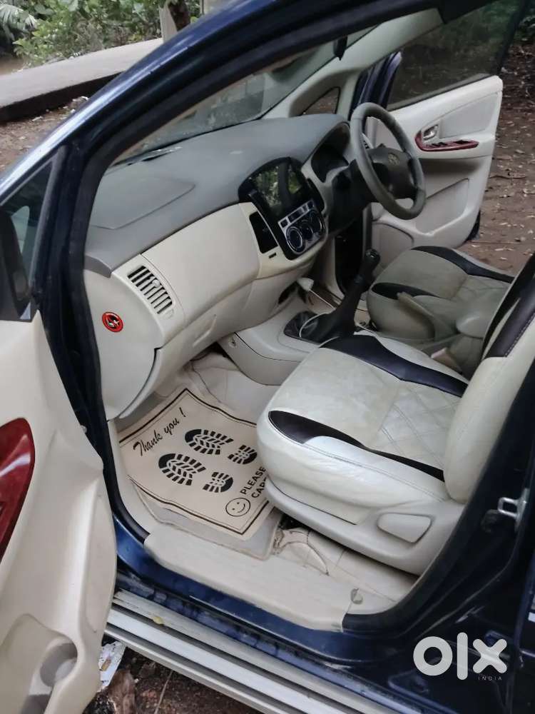 Toyota Innova 2.0 Petrol 2005