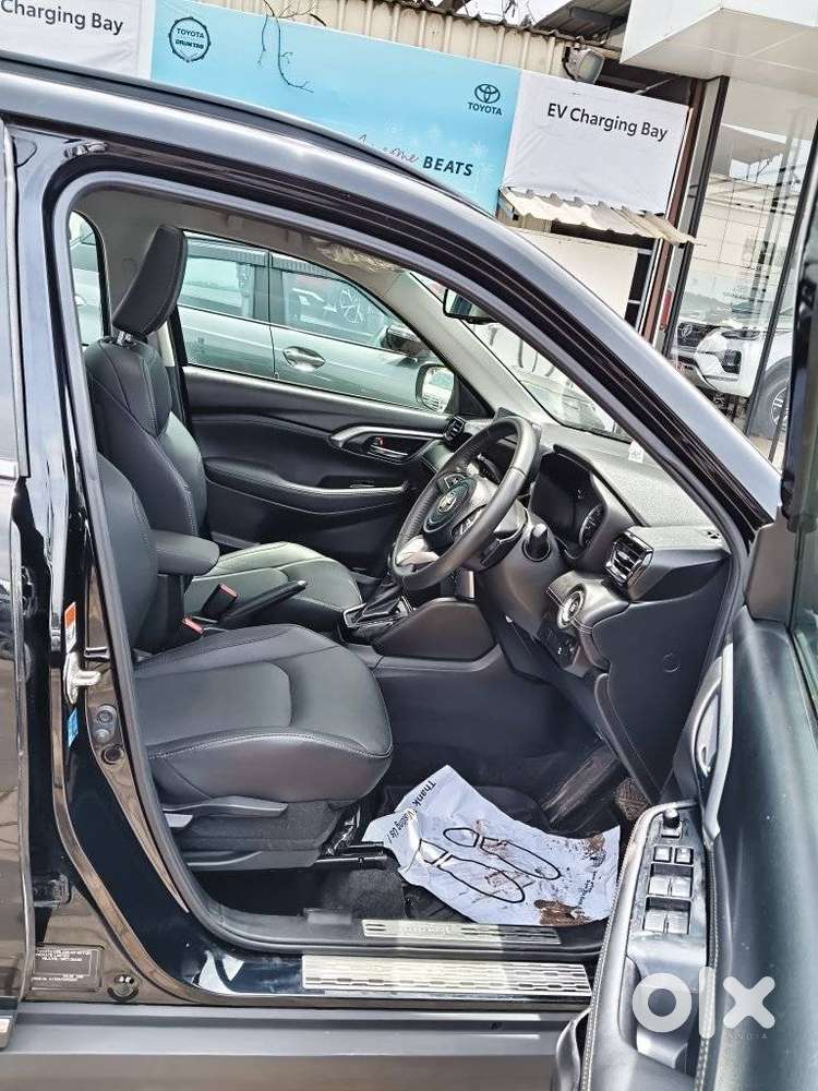 Toyota Urban Cruiser Hyryder 1.5 V Neo Drive At, 2024, Petrol