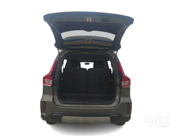 Maruti Suzuki Xl6 1.5 Zeta Mt, 2022, Petrol