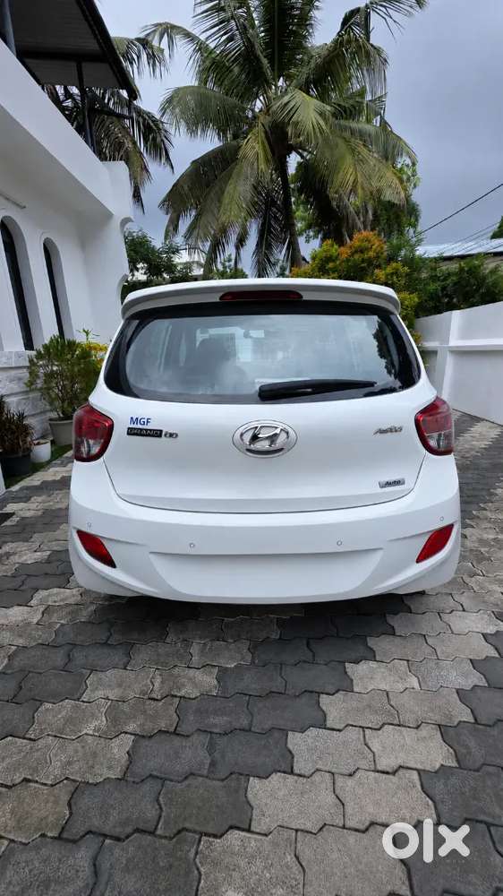 Hyundai Grand I10 Asta 2016 Automatic