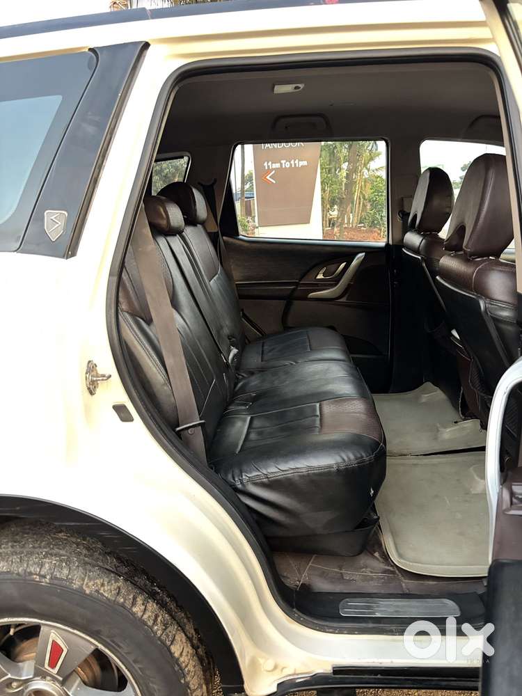 Mahindra Xuv500 Sportz Mt Awd, 2014, Diesel