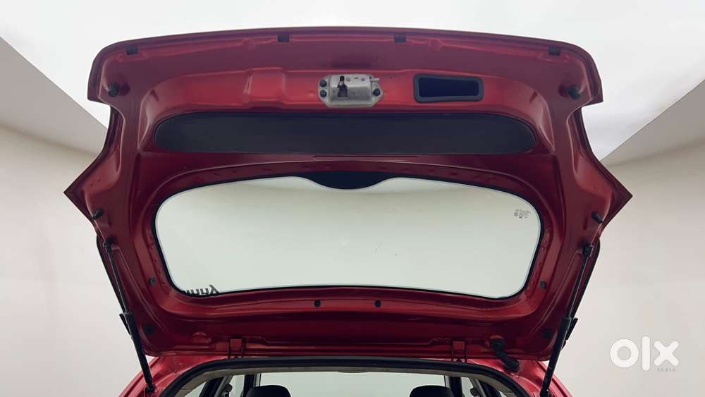 Tata Tiago 1.2 Revotron Xb, 2017, Petrol