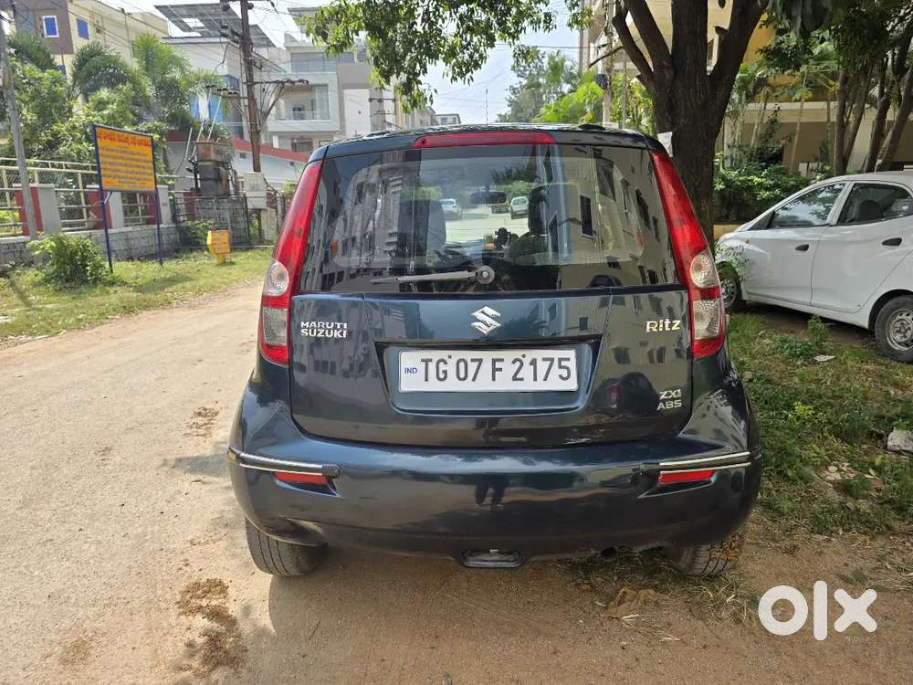 Maruti Suzuki Ritz 2009 Petrol 93,324 Km Driven