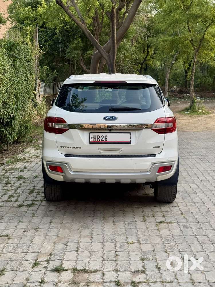 Ford Endeavour 3.2 Titanium 4x4 At, 2017, Diesel
