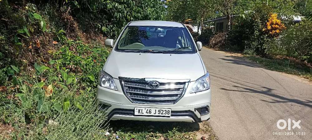 Toyota Innova Hycross 2006 Diesel Good Condition