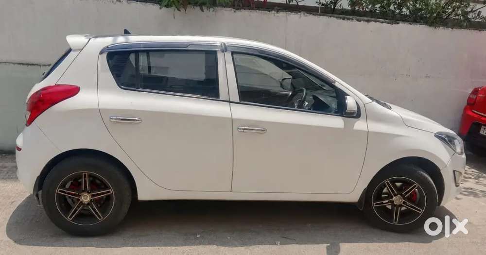 Hyundai I20 Sportz 2012