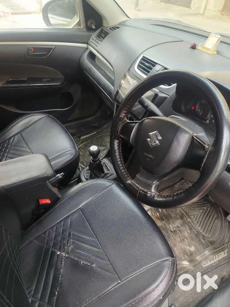Maruti Suzuki Swift 2017.august Petrol 54000 Km Driven