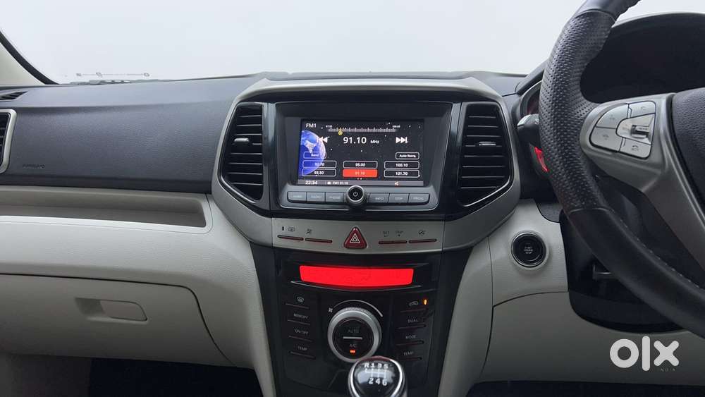 Mahindra Xuv300 W8 Option Diesel, 2023, Diesel