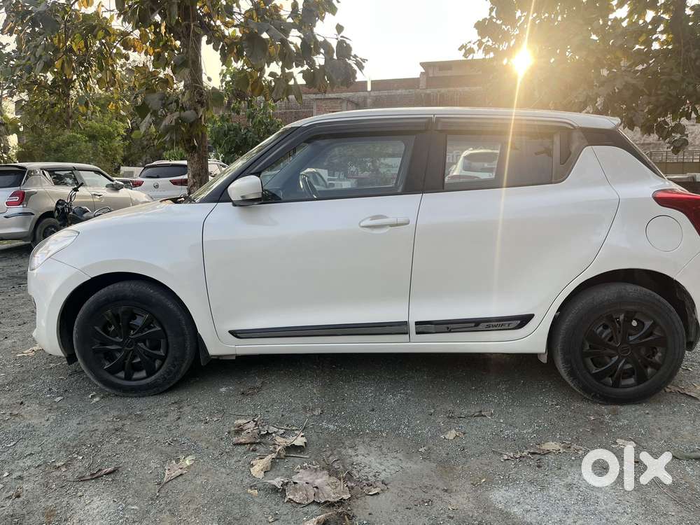 Maruti Suzuki Swift 2021-2024 Zxi Cng, 2023, Cng & Hybrids