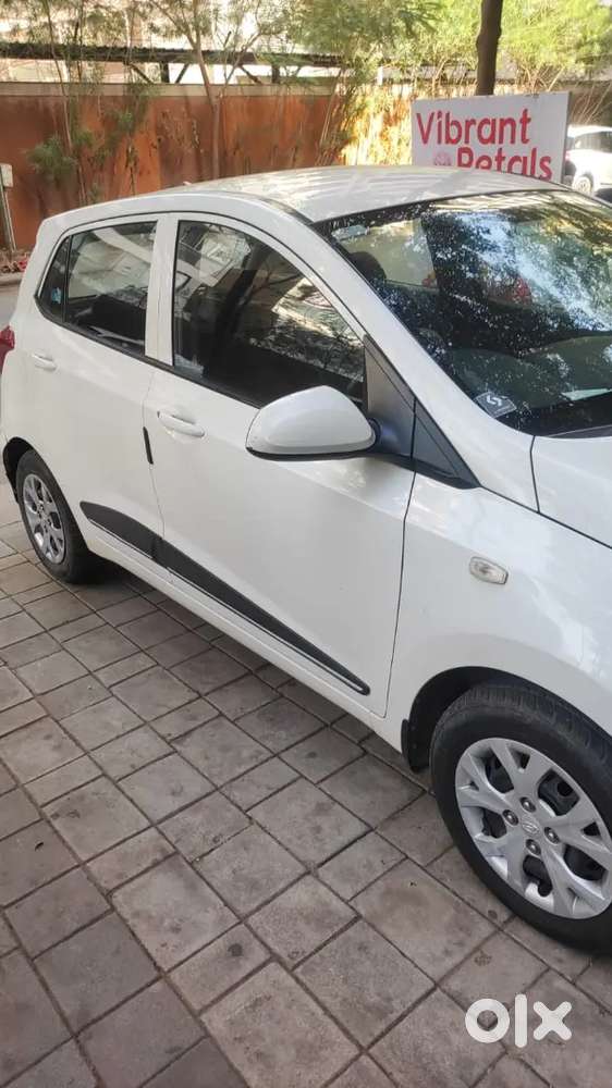 Hyndai Grand I10 Magna 1.2 , Just 75000 Km Drived In Well Condition