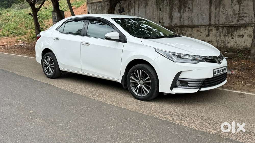 Toyota Corolla Altis 2017