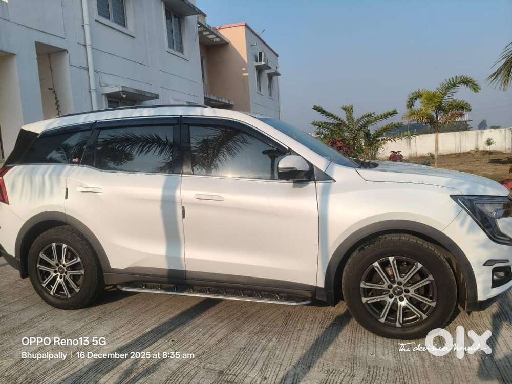 Mahindra Xuv700 2023 Petrol Well Maintained
