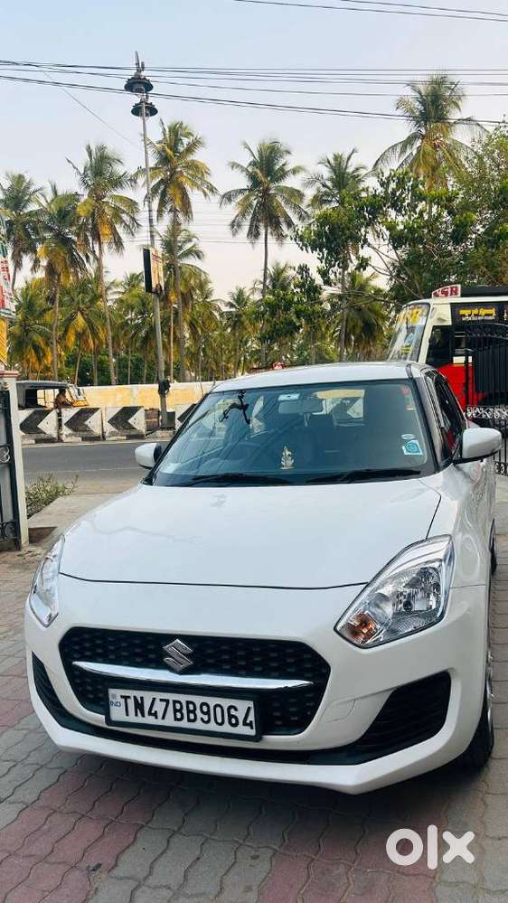 Maruti Suzuki Swift 1.2 Vxi (o), 2023, Petrol