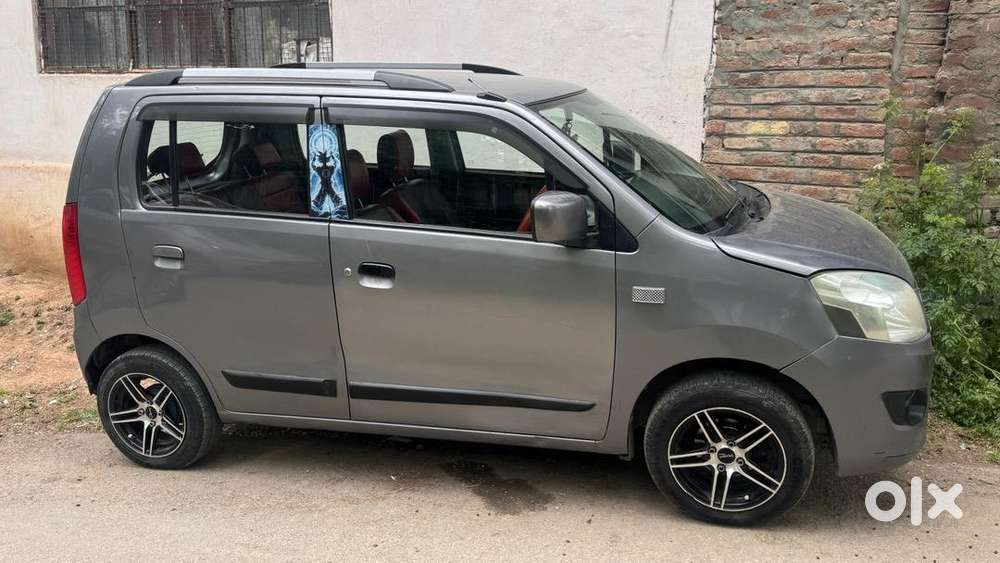 Maruti Suzuki Wagon R 2014 Petrol Well Maintained