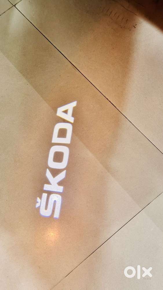 Skoda Superb 2.0 Tsi At L&k, 2021, Petrol