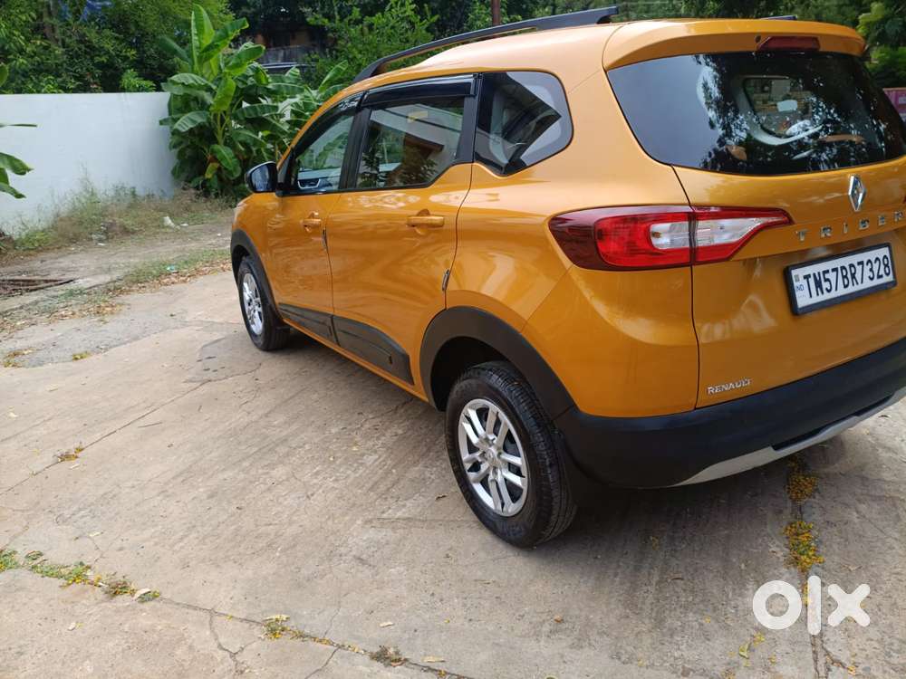 Renault Triber Rxt, 2023, Petrol