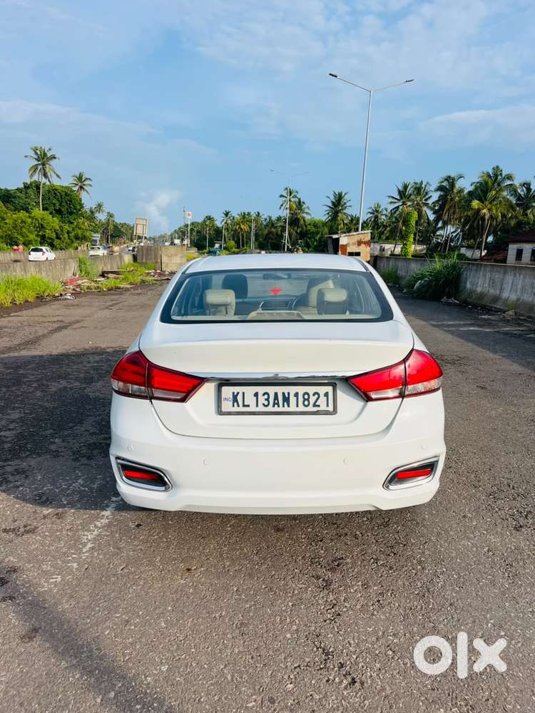 Maruti Suzuki Ciaz 1.3 Alpha Shvs Mt, 2018, Petrol