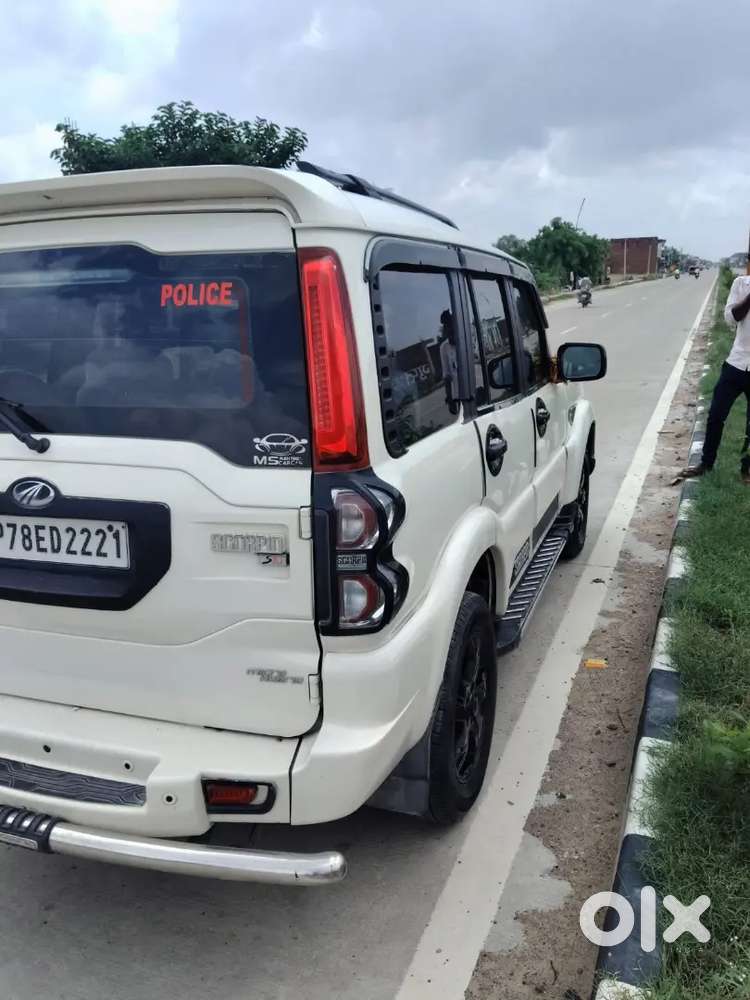 Mahindra Scorpio 2015 2.2 S10
