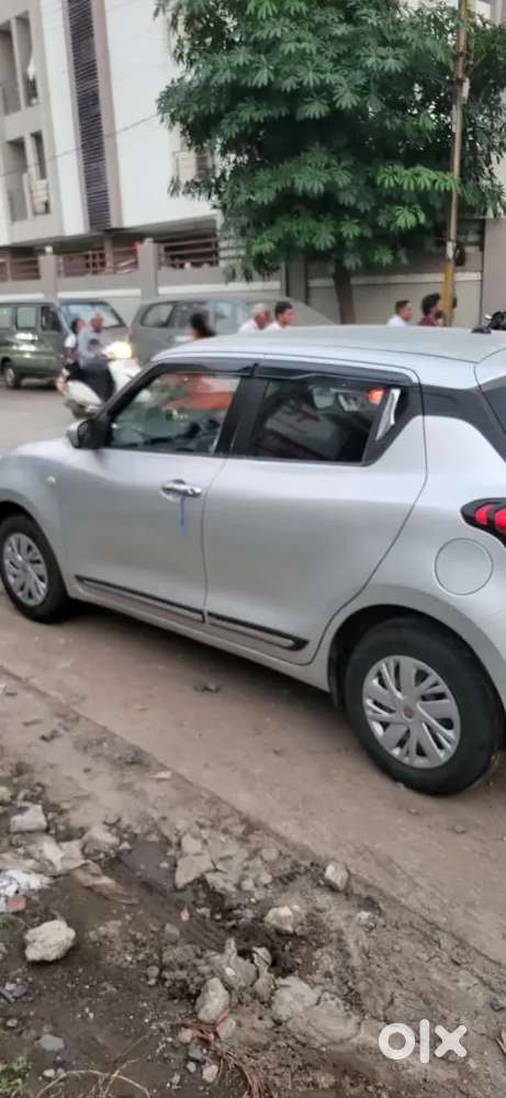 Maruti Suzuki Swift Lxi 2018