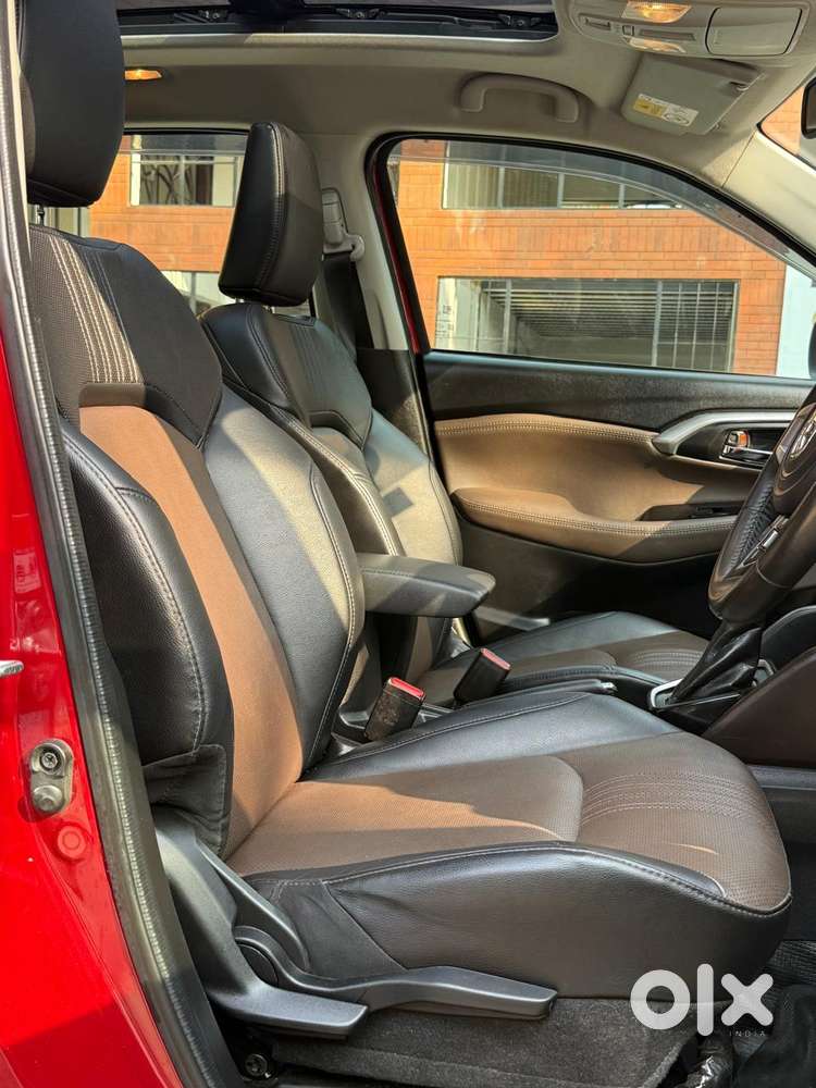 Toyota Urban Cruiser Hyryder 1.5 V Hybrid, 2023, Petrol