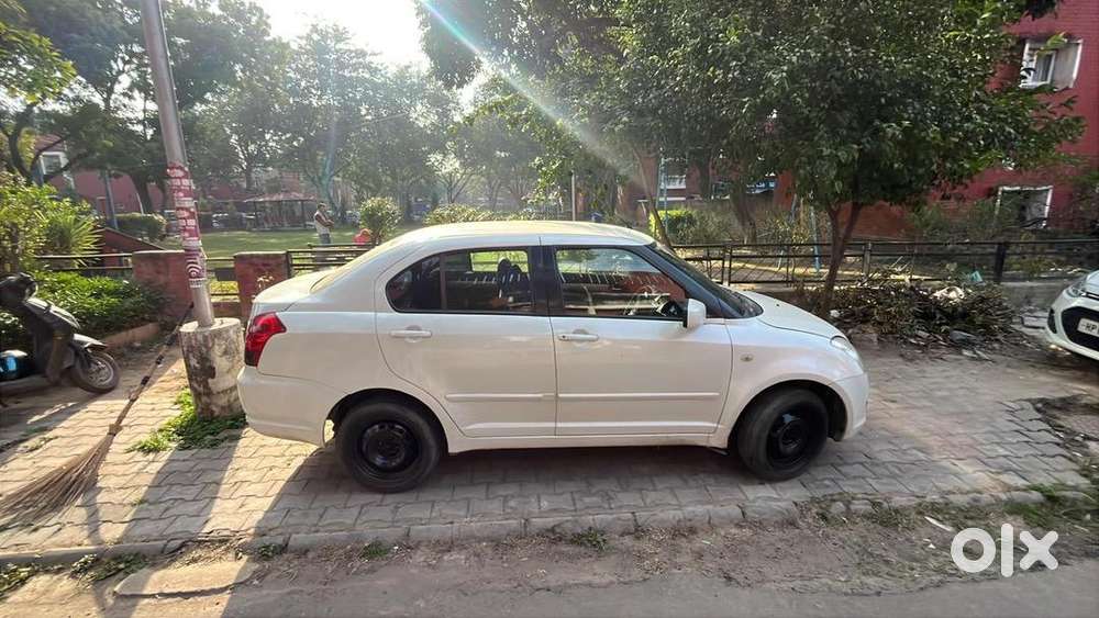 Maruti Suzuki Swift Dzire 2010 Diesel Well Maintained