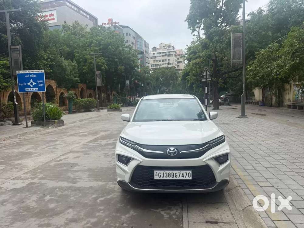 Toyota Urban Cruiser Hyryder 1.5 S Hybrid, 2024, Petrol