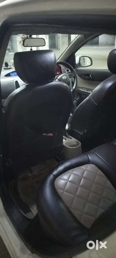 Hyundai I20 2012 Cng & Hybrids 100000 Km Driven