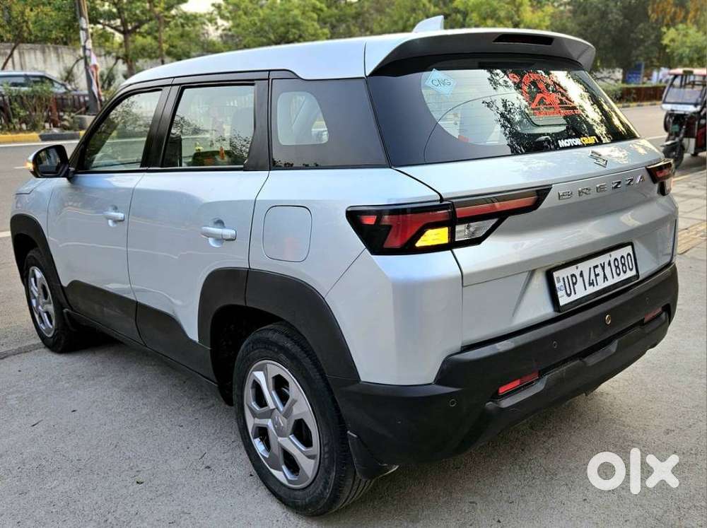 Maruti Suzuki Brezza Vxi S-cng, 2024, Petrol