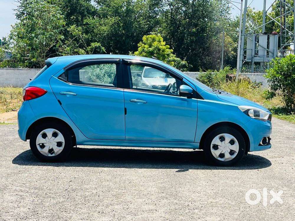 Tata Tiago, 2017, Petrol