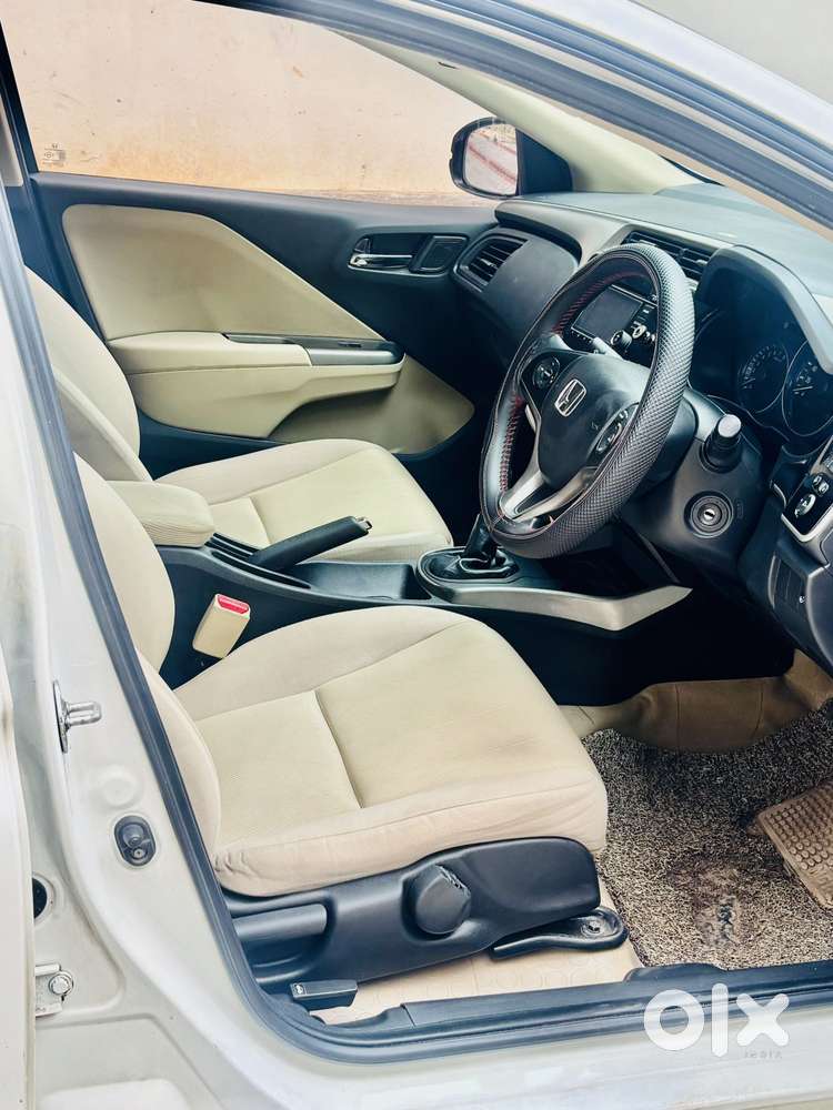 Honda City I-vtec V, 2017, Petrol