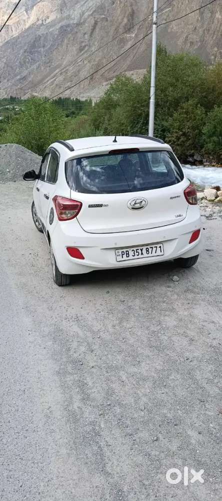 Hyundai Grand I10 Sportz 2016 Petrol Manual