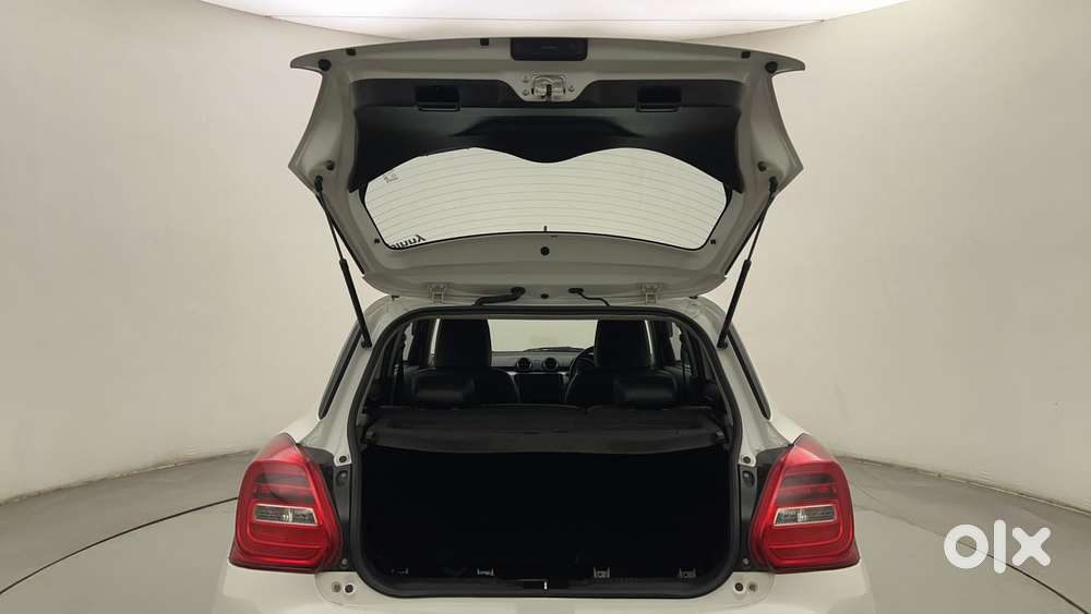 Maruti Suzuki Swift 1.3 Zxi, 2023, Petrol