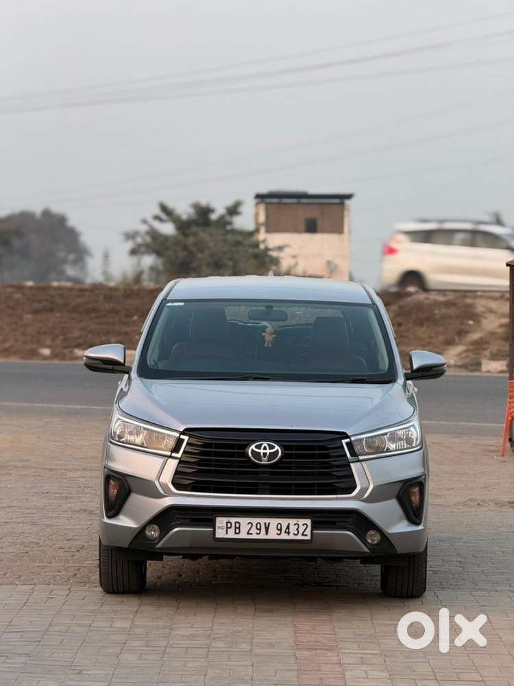 Toyota Innova Crysta 2017 Diesel Well Maintained