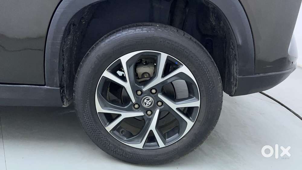 Toyota Urban Cruiser Hyryder 1.5 V Neo Drive, 2023, Petrol