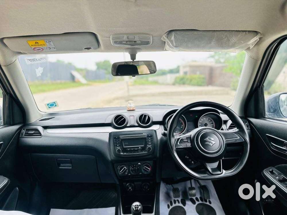 Maruti Suzuki Swift Vxi + Manual, 2020, Petrol
