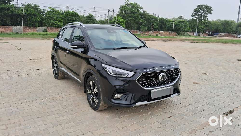 Mg Astor 1.5 Savvy Cvt S Red, 2022