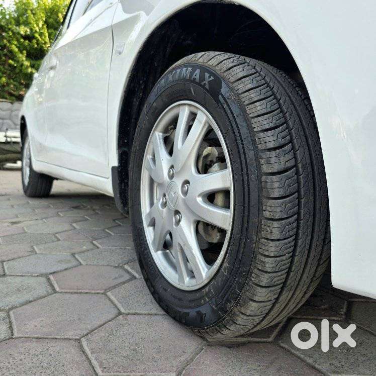 Honda Brio Vx Mt, 2014, Petrol