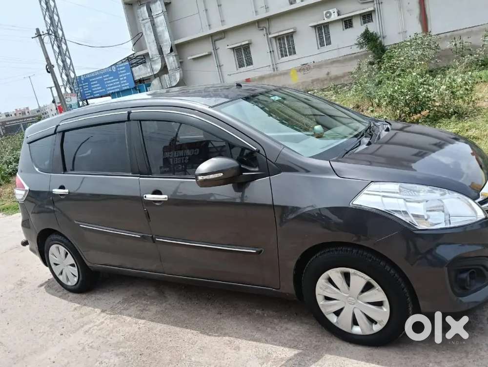 Maruti Suzuki Ertiga 2016 Diesel 170000 Km Driven