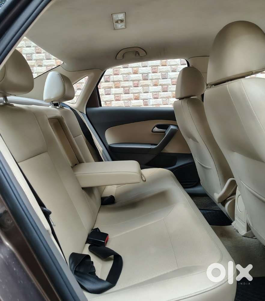 Volkswagen Vento 1.2 Tsi Highline At, 2014, Petrol