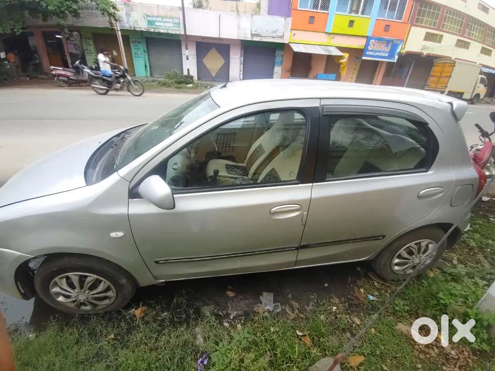 Toyota Etios Liva 2012 Diesel 150000 Km Driven