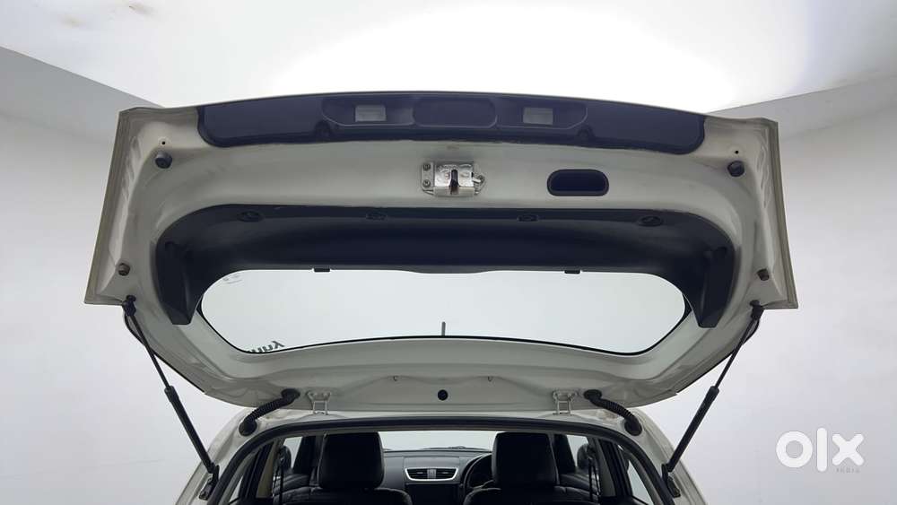 Maruti Suzuki Swift Vvt Vxi, 2016, Petrol